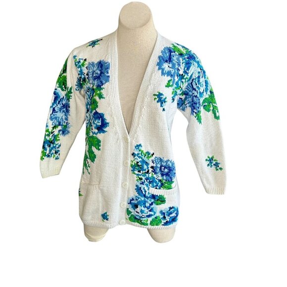 Adrienne Vittadini Vintage Blue Floral Cottage Grandma Cardigan Sweater Size S - Picture 1 of 11